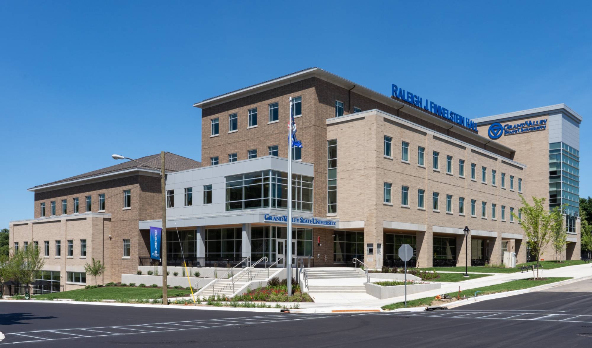 GVSU Raleigh J Finkelstein Hall
